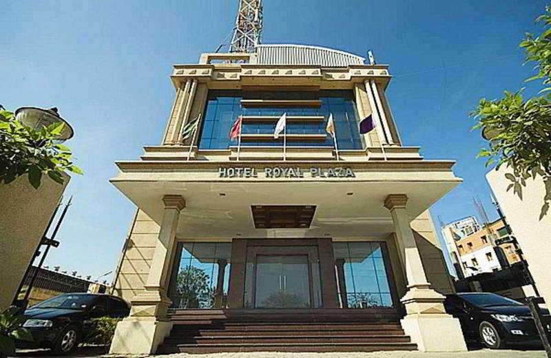 Hotel Royal Plaza Madrás Exterior foto